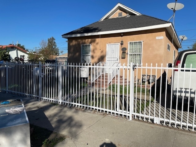 property at 1133 E 101st St