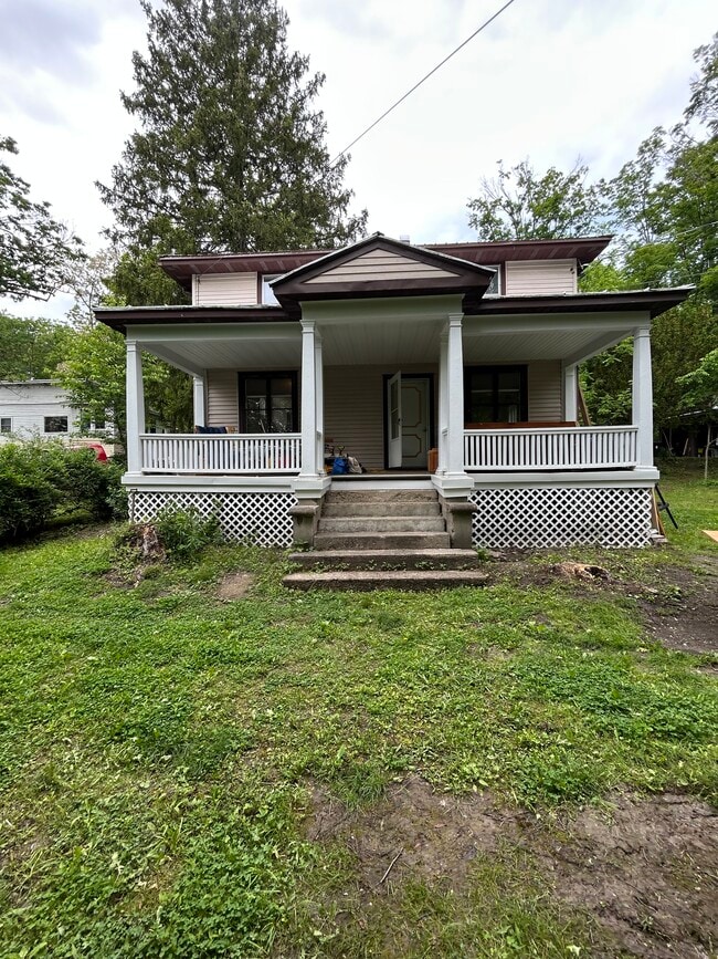 property at 1538 Slaterville Rd