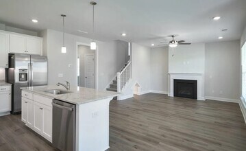 7 Callen Oak Wy in Greenville, SC - Building Photo - Building Photo