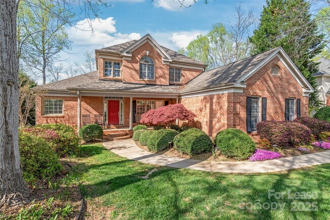 255 Fernbrook Dr in Mooresville, NC - Building Photo - Building Photo