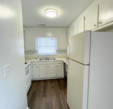 4419 Torrance Dr NW, Unit Unit - Vacant in Huntsville, AL - Building Photo - Building Photo