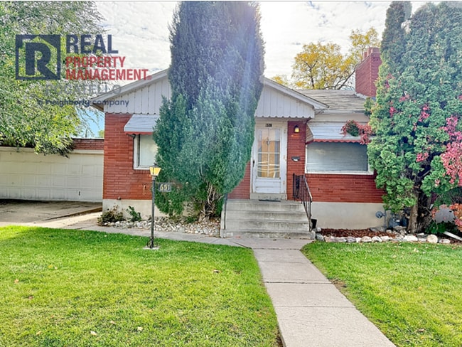 property at 651-655 W Lander St