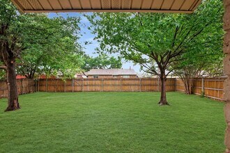 5308 Gates Dr in The Colony, TX - Building Photo - Building Photo
