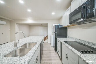 4672 Leaf Ct in Denver, CO - Building Photo - Building Photo