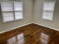 12216 Leavenworth Rd photo'