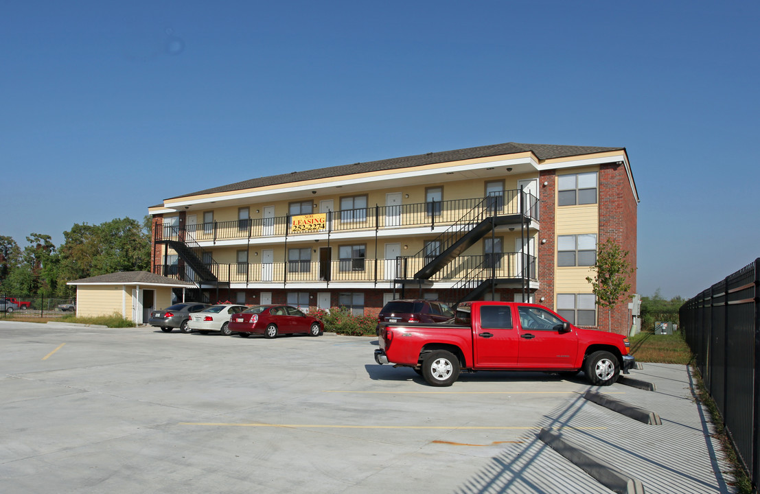 Graduate Apartments in Baton Rouge, LA - Building Photo