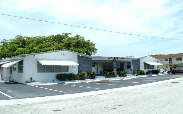 Madison Apartments in Hollywood, FL - Foto de edificio - Building Photo