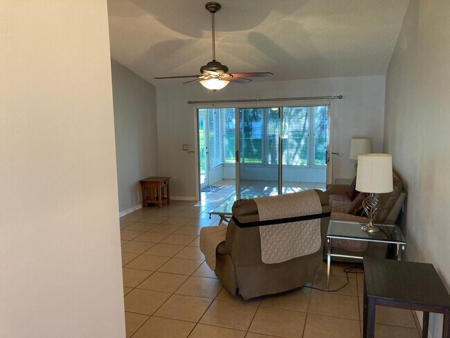 2298 NW 50th Ave in Ocala, FL - Building Photo - Building Photo