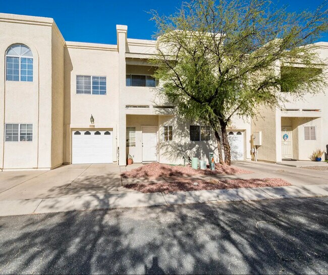 2863 E Vespers Pl in Tucson, AZ - Building Photo - Building Photo