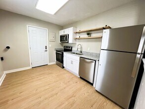 5950 Wilmar Rd in Jacksonville, FL - Building Photo - Building Photo