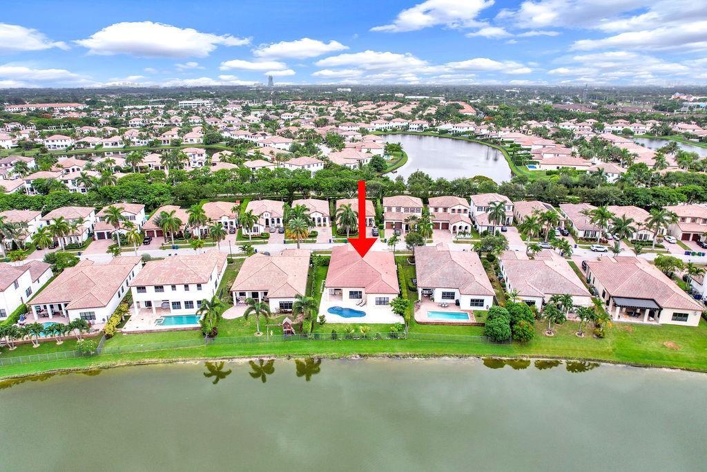 2952 NW 84th Ter in Pembroke Pines, FL - Building Photo