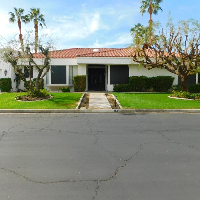 property at 14 Mission Palms Dr W
