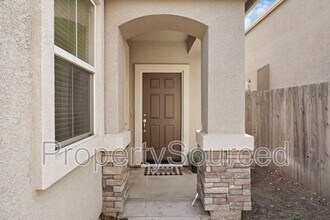 1723 Bermuda Ln in Manteca, CA - Building Photo - Building Photo