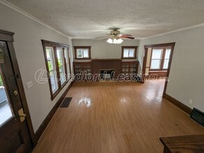223 E 15th St in Elyria, OH - Building Photo - Building Photo