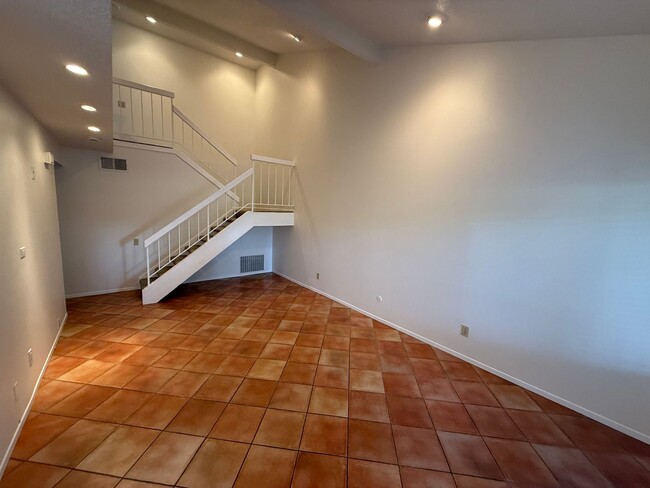 24625 Trevino Dr in Santa Clarita, CA - Building Photo - Building Photo