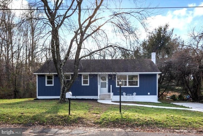 12 Brittany St in Mantua, NJ - Building Photo - Building Photo