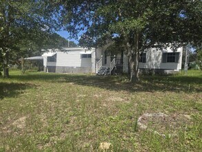 12454 Cumberland Rd in Brooksville, FL - Building Photo - Building Photo