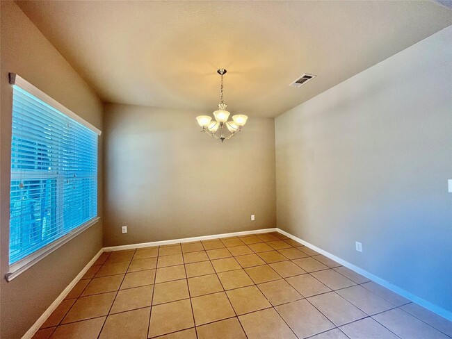 7010 Stevenson Dr in Missouri City, TX - Building Photo - Building Photo