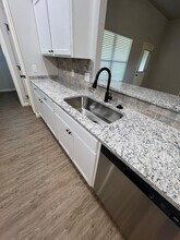7600 Wildflower Wy in Abilene, TX - Building Photo - Building Photo