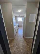 9560 163 St NW in Edmonton, AB - Building Photo - Building Photo