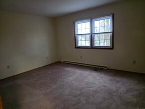 88 Hickory St in Norwich, CT - Building Photo - Building Photo