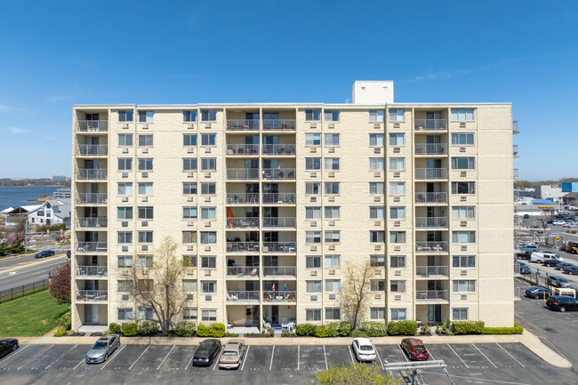 Marina View Tower in Belmar, NJ - Building Photo - Building Photo