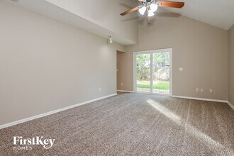 6835 Candlewood Dr S in Jacksonville, FL - Building Photo - Building Photo