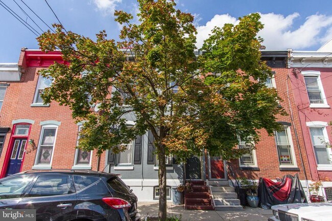 2207 Catharine St in Philadelphia, PA - Building Photo - Building Photo