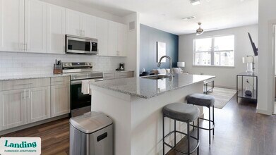 255 Williamsburg Pkwy, Unit A211 in Fate, TX - Building Photo - Building Photo