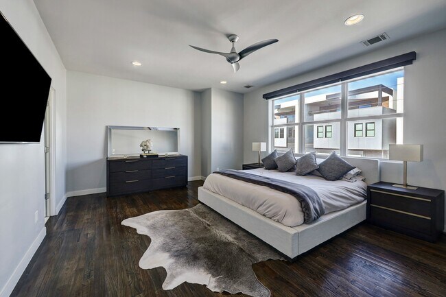 property at 1401 Fairview St