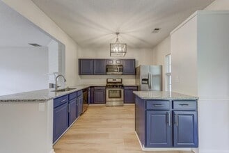 5751 Reps Trce in Norcross, GA - Building Photo - Building Photo
