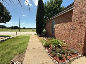 11608 Lenox Ln in Frisco, TX - Building Photo - Building Photo