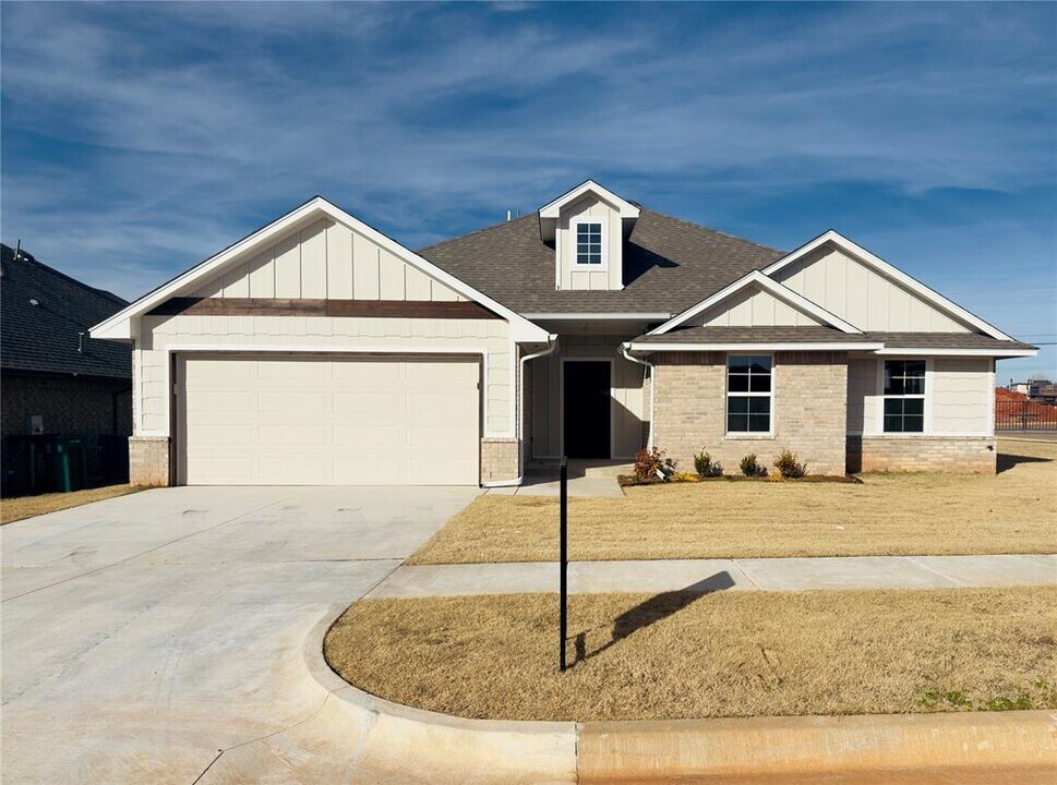 3301 NW 178th Ter in Edmond, OK - Building Photo