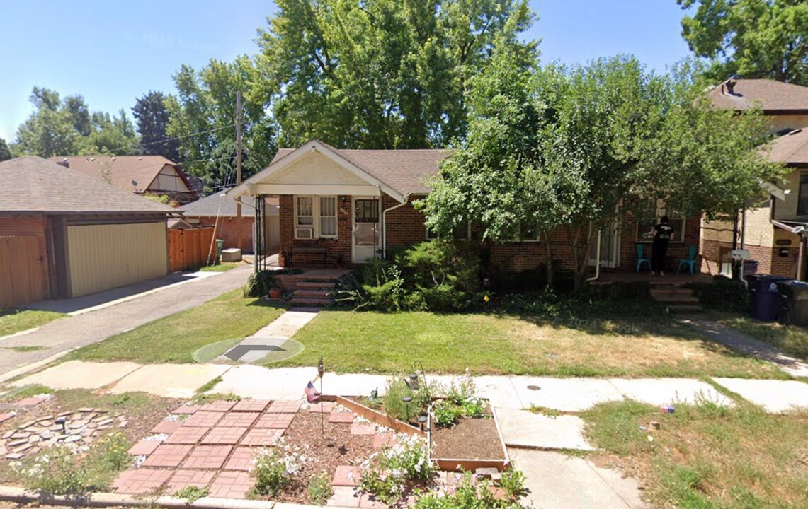 4338 Batavia Pl in Denver, CO - Building Photo