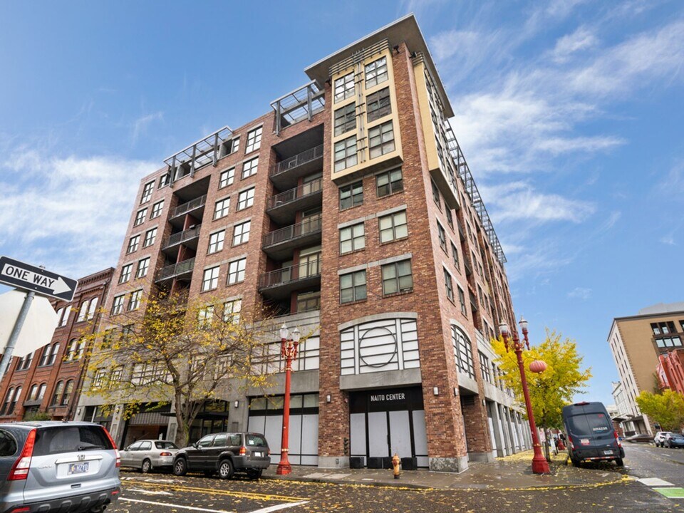 411 NW Flanders St in Portland, OR - Building Photo