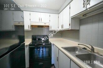 101 SE 2nd St in Evansville, IN - Building Photo - Building Photo