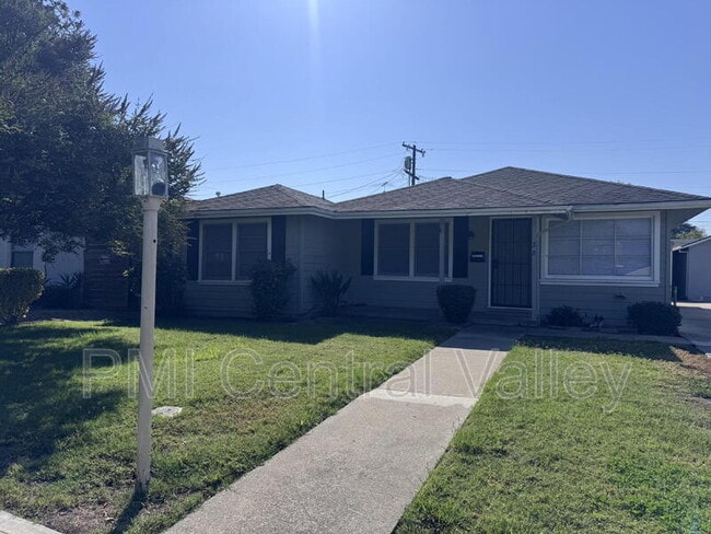28 W Geary St in Stockton, CA - Building Photo - Building Photo