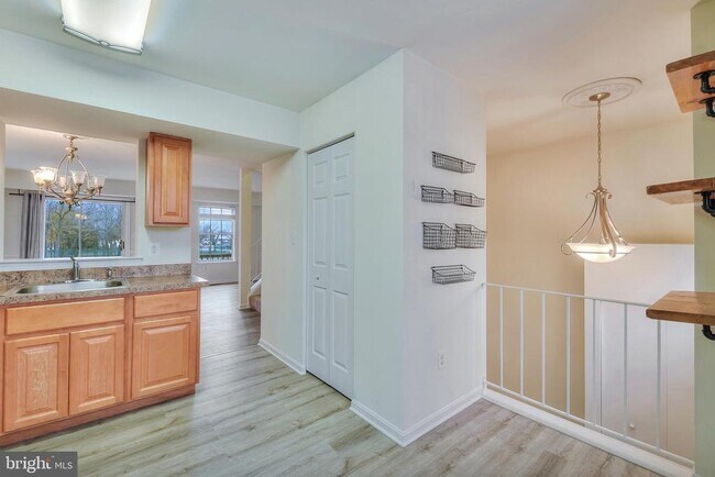 1410 Cox Lndg Ct in Riviera Beach, MD - Building Photo - Building Photo