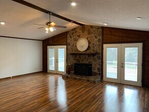 807 Castalia Dr in Cary, NC - Foto de edificio - Building Photo
