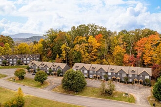 William Holt Condominiums in Sevierville, TN - Building Photo - Building Photo
