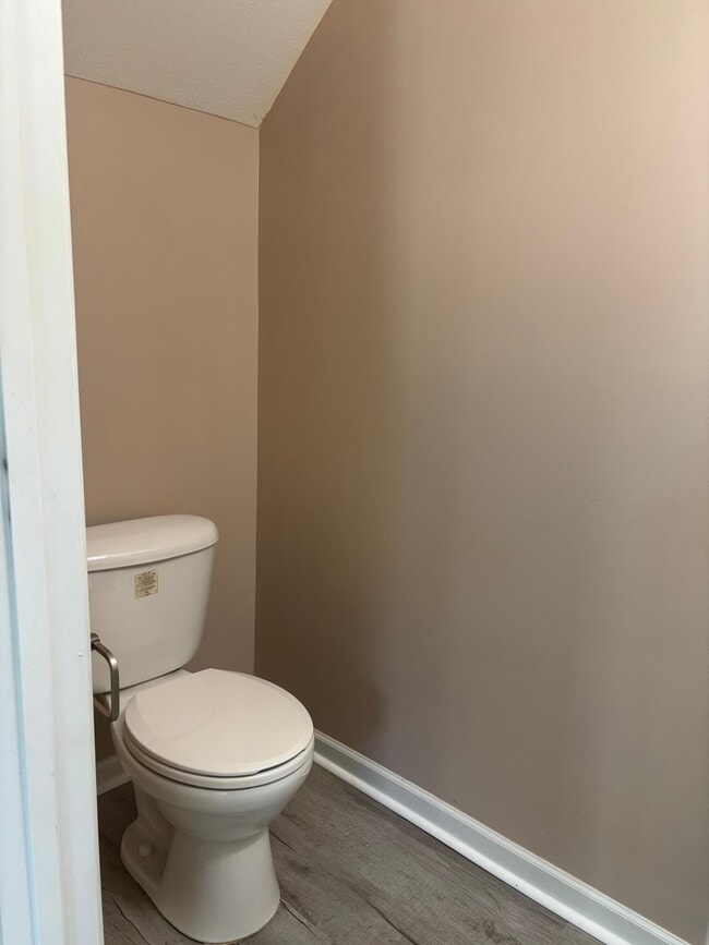 1825 Polaris Dr in Sumter, SC - Building Photo - Building Photo