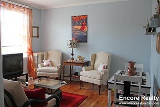 1450 Commonwealth Ave, Unit 41 in Boston, MA - Building Photo - Building Photo