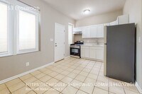 753 Edgewood St photo'