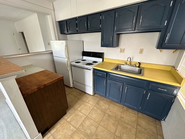 213 S Aiken Ave in Pittsburgh, PA - Foto de edificio - Building Photo