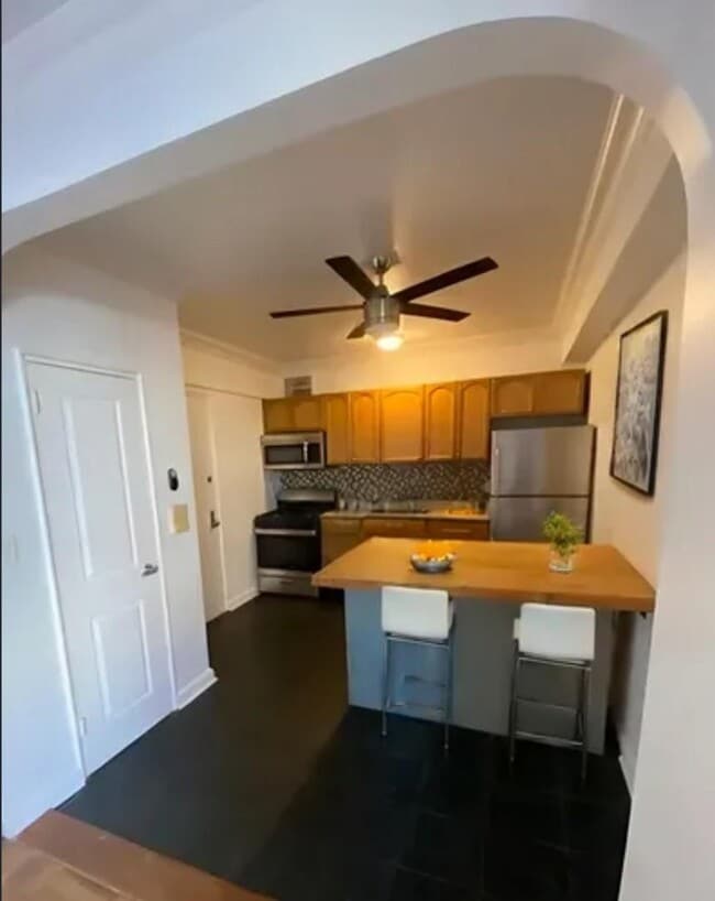 property at 220 Pelham Rd