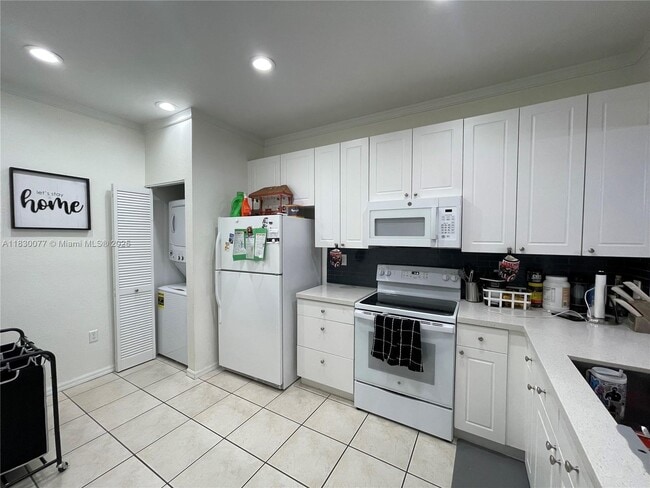 3503 Merrick Ln in Margate, FL - Building Photo - Building Photo