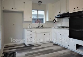 10666 Van Stralen Way in Rancho Cordova, CA - Building Photo - Building Photo