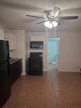 1200 E 26th St, Unit 1 in Houston, TX - Building Photo - Building Photo