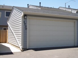 1730 S Helena St in Aurora, CO - Building Photo