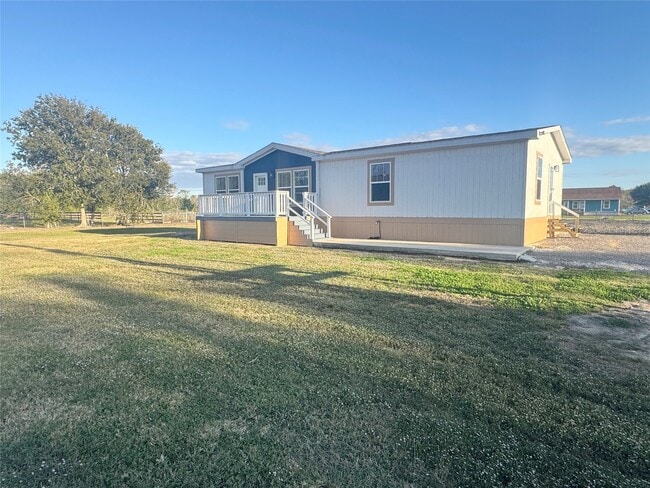 4721 Wickwillow Ln in Alvin, TX - Building Photo - Building Photo